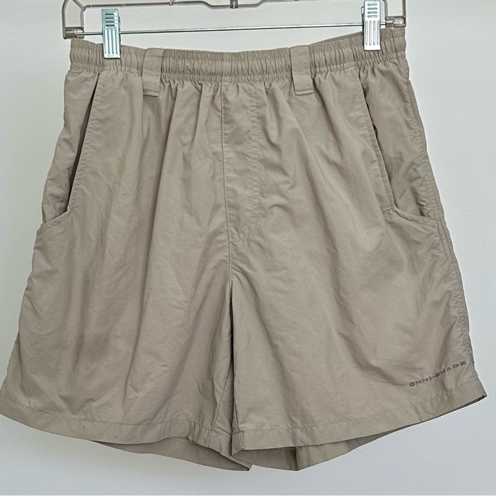 Columbia Men's Tan Shorts.